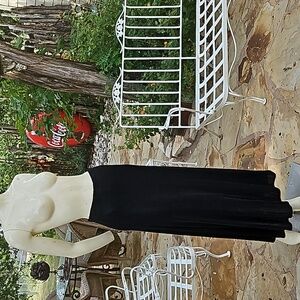 Vintage NWT ONE2ONE Black stretchy Elastic waist NYLON SPANDEX long skirt size M